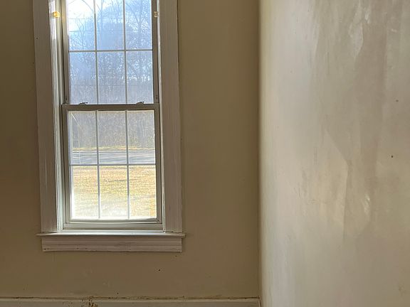 5th image of 509 N Mecklenburg Ave