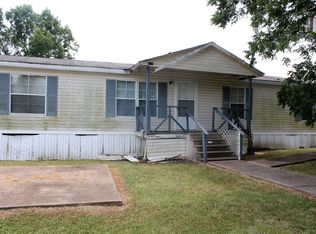 1703 Allen St, Hope, AR 71801