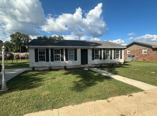 1513 Fort Ave, Muscle Shoals, AL 35661