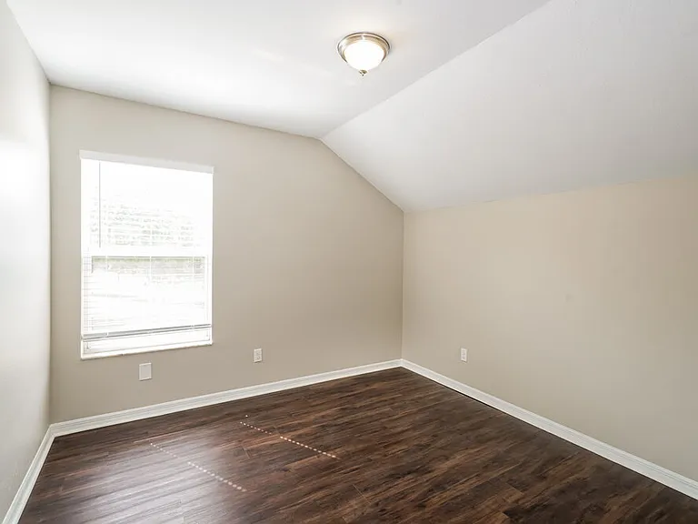 6023 Sand Key Ln — Photo 13