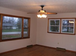 2337 Baker Dr, Decatur, IL 62521