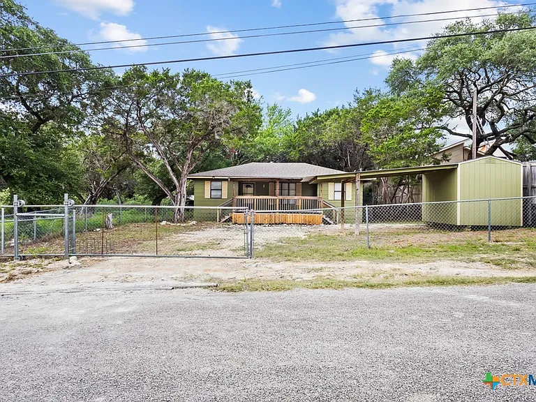185 Black Bass Rd — Photo 1
