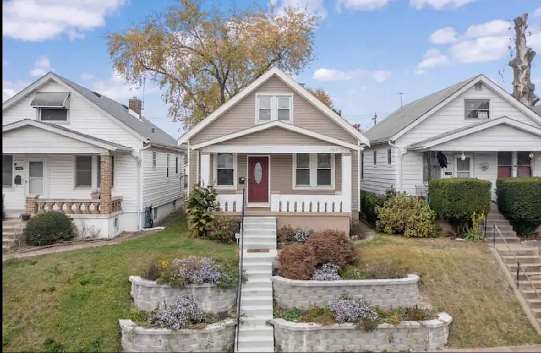 3 bed, 1400 sqft, $2,500 — Photo 1