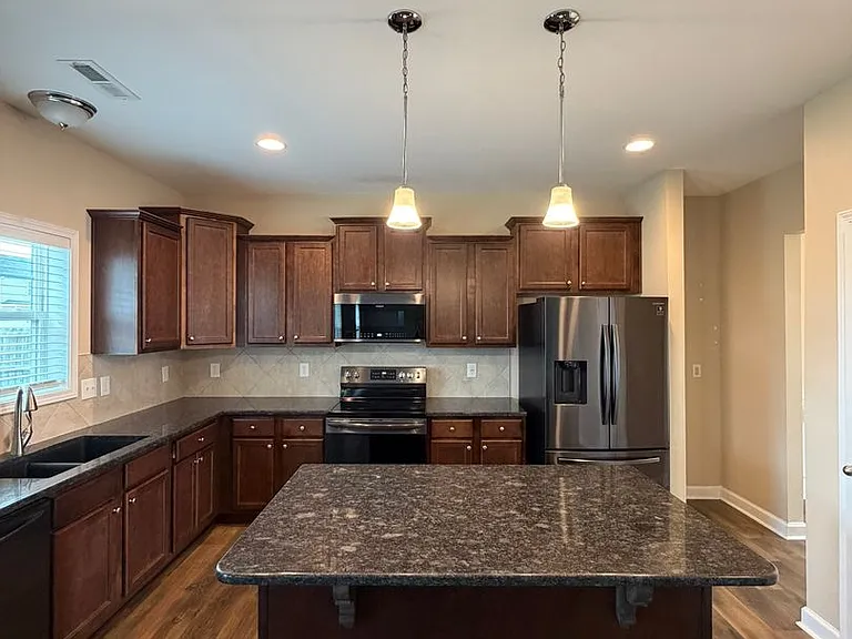 1661 Stackhouse Dr — Photo 15