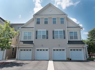 39 Liberty Way, South Bound Brook, NJ 08880