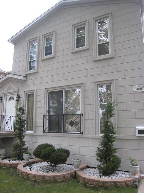 4207 Newland 