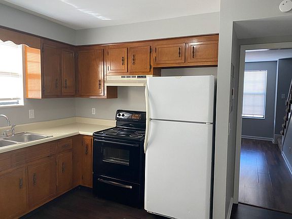 4th image of 1510 W Knollwood Cir APT 5
