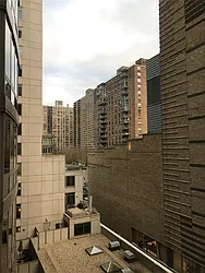 Rented by R New York