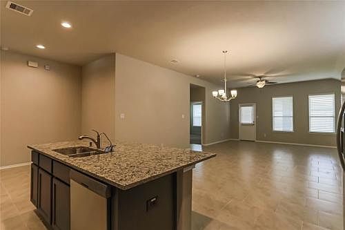 3rd image of 1922 Lenora Ct