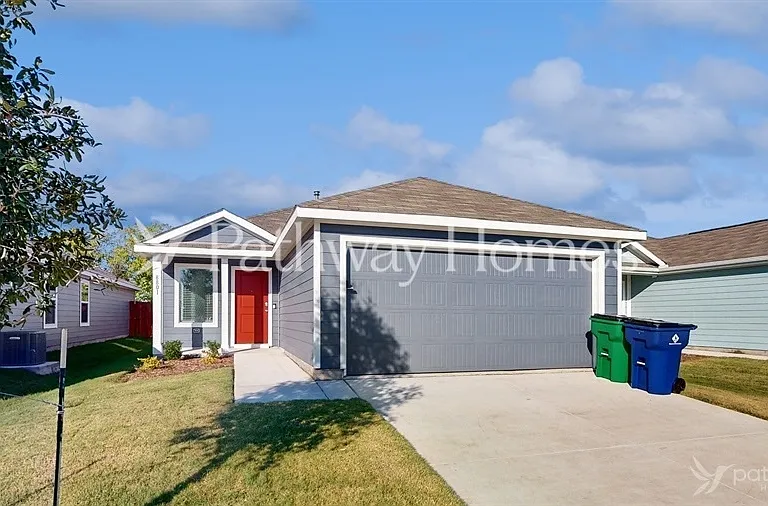 8801 Red Fox Trl — Photo 1