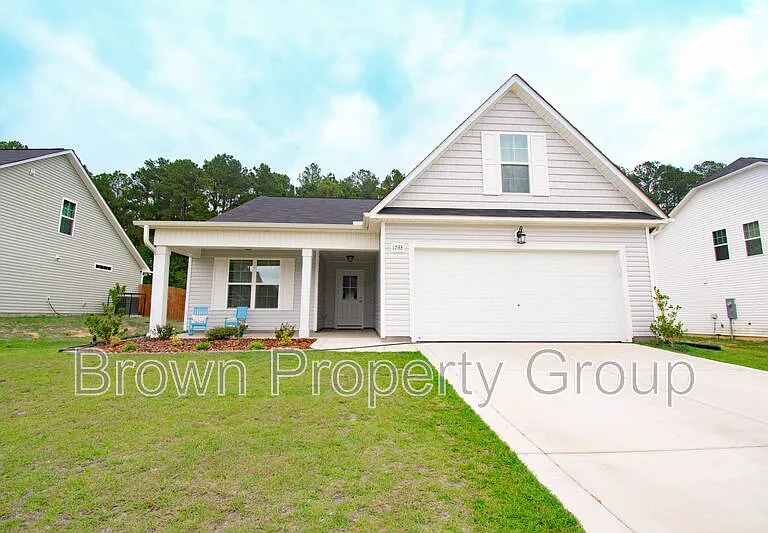1733 Ramsdale Rd — Photo 1