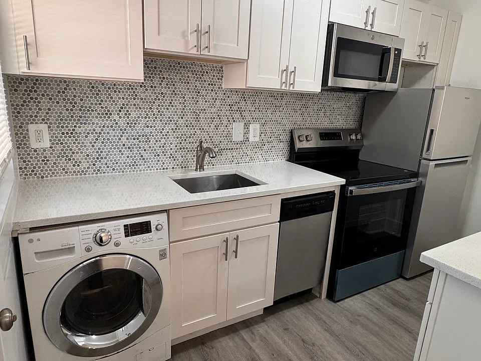 4314 Georgia Ave NW #13