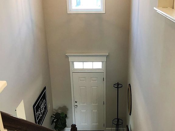 2nd image of 4313 Glen Castle Way