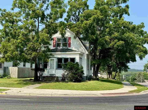 102 S 4th St, Le Sueur, MN 56058