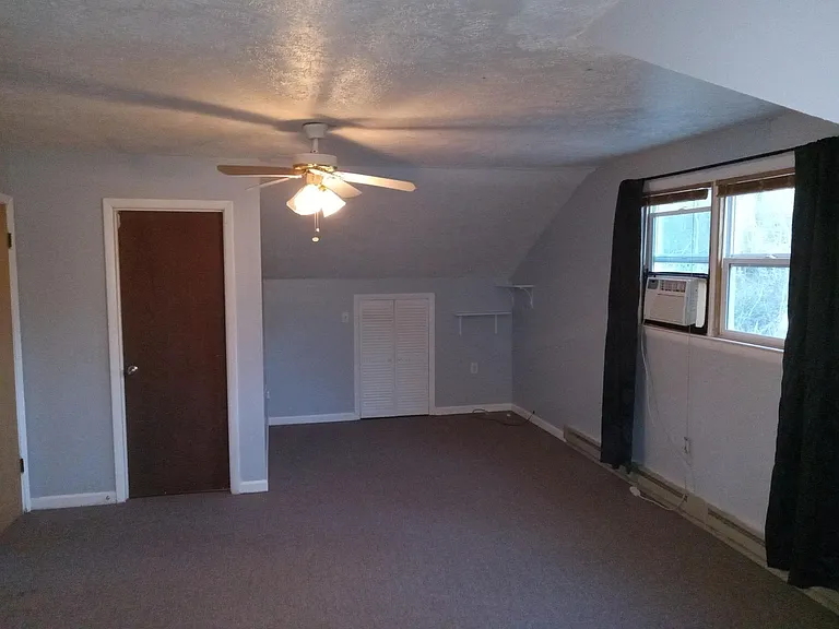 419 N Country Club Dr #D1 — Photo 5