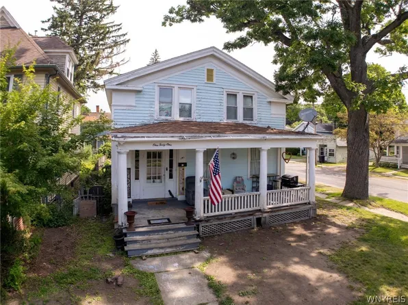 141 E William St, Bath, NY 14810