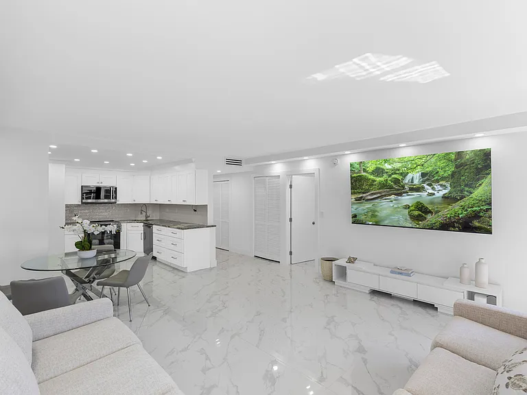 3800 Galt Ocean Dr #808 — Photo 5