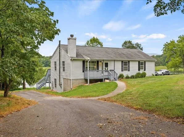67 Dahlia Rd, Ruckersville, VA 22968
