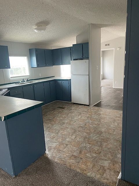 1st image of 325 Mesquite Ln #25A