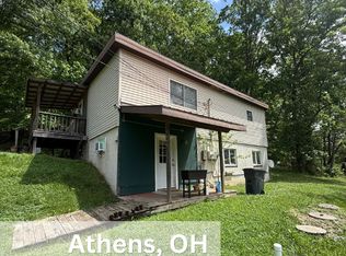 8882 Elliotsville Rd, Athens, OH 45701