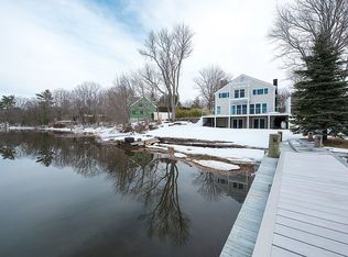 127 Spur Rd, Dover, NH 03820