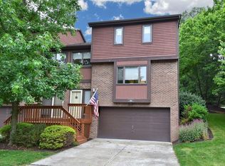 1604 Forest Edge Ct, Wexford, PA