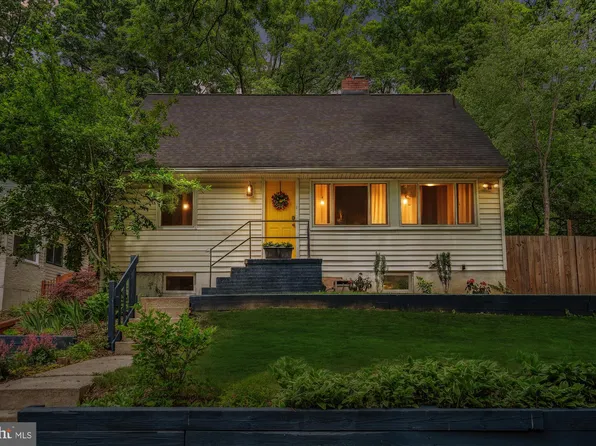 10407 Edgefield Dr, Hyattsville, MD 20783