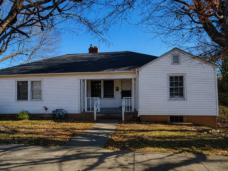 2729 Patrick Ave — Photo 1
