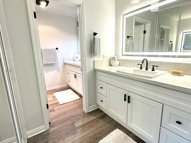 Vista Catalina Apartment Homes — Photo 21