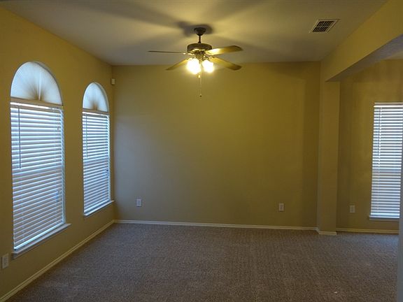 3rd image of 8405 Rain Forest Ln