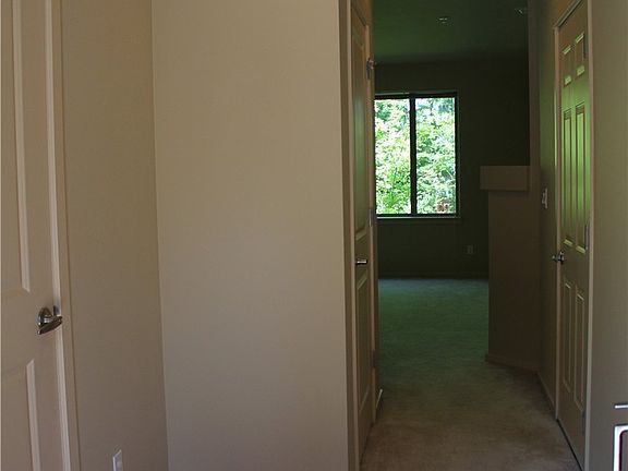 3rd image of 2048 NW Boulder Way Dr