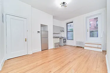 Rented by Living New York