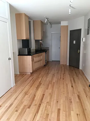 Rented by Owner | media 31