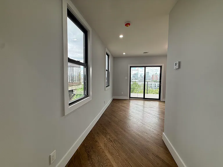120 Ogden Ave #2 — Photo 8