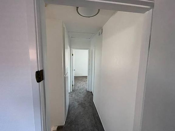 4th image of 4945 Lowry Ct