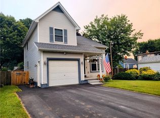 354 Oakwood Rd, Rochester, NY 14616