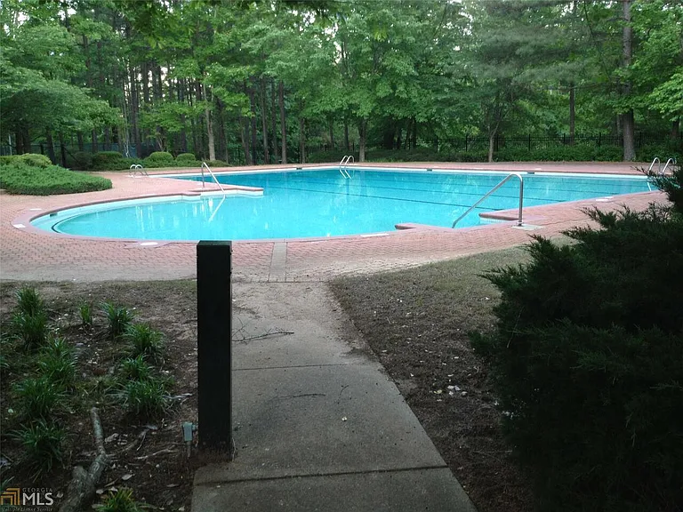 699 Oakview Trl — Photo 21