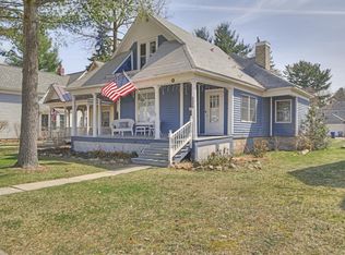 525 5th St, Traverse City, MI 49684