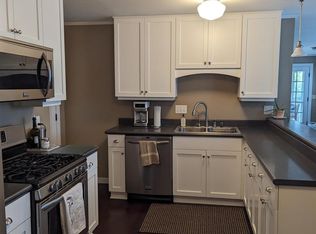 233 N Main St, Oregon, WI 53575