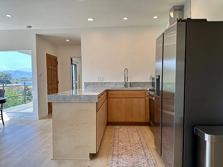1811 Fanning St #2 — Photo 12