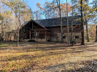 633 Weston Acres Rd, Fort Lawn, SC 29714