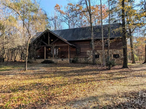 633 Weston Acres Rd, Fort Lawn, SC 29714