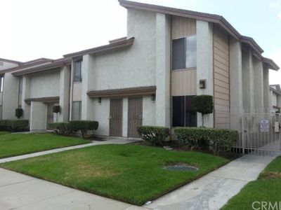 12836 12th St APT 30, Chino, CA, 91710