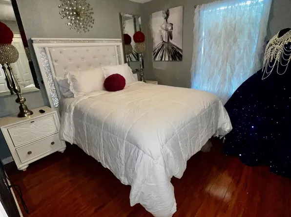(undisclosed Address), New Orleans, LA 70131