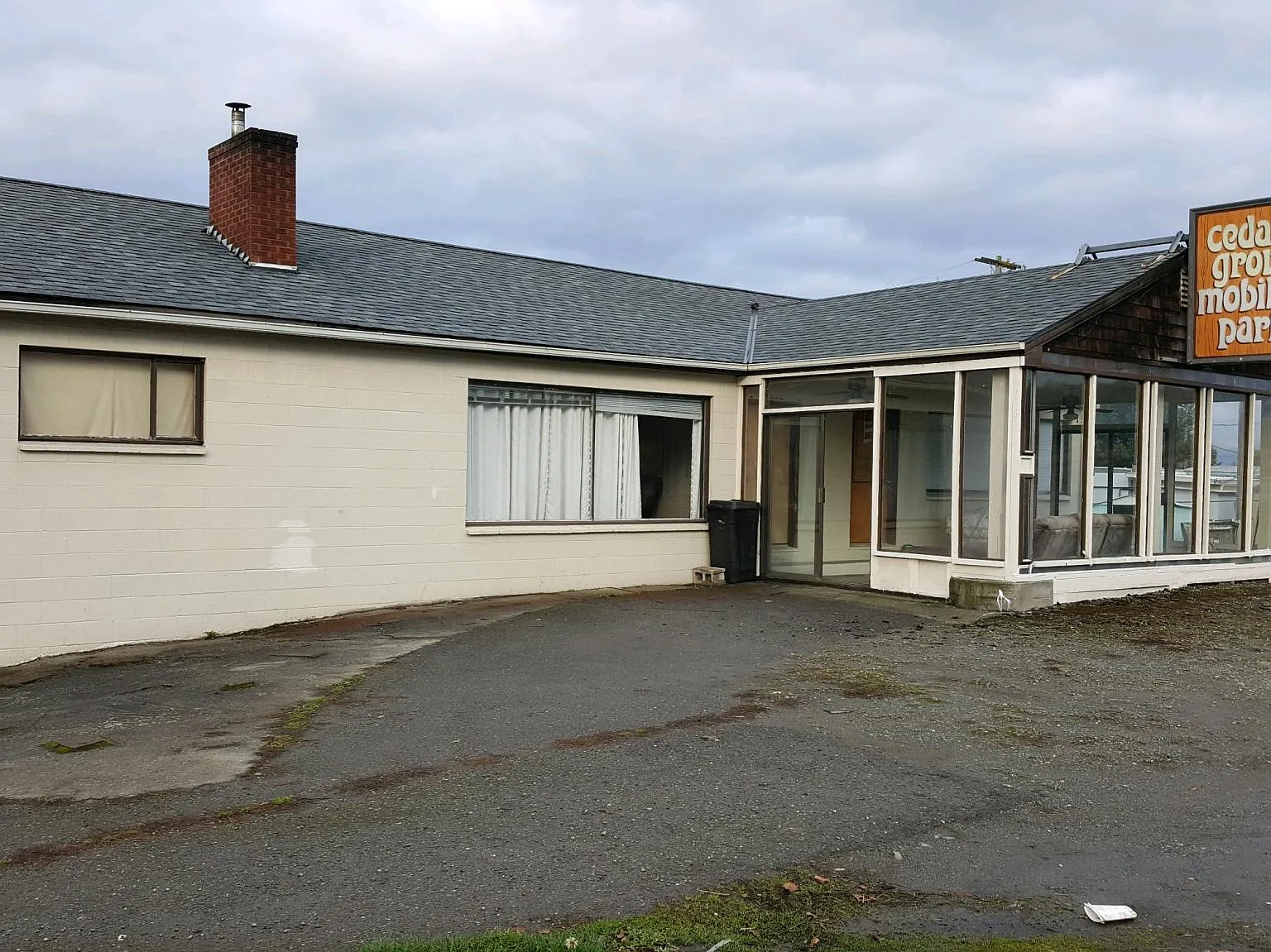 3 bed, 1600 sqft, $2,300 — Photo 1