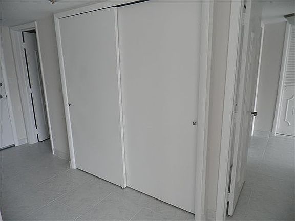 5th image of 3750 Galt Ocean Dr APT 1804