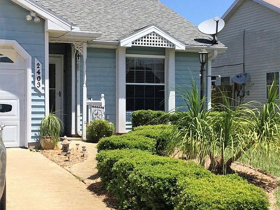 3rd image of 2403 Talmadge Dr