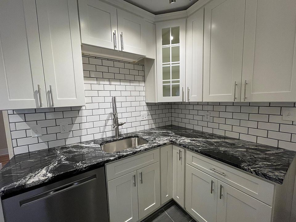 1st image of 5858 Alderson St #3