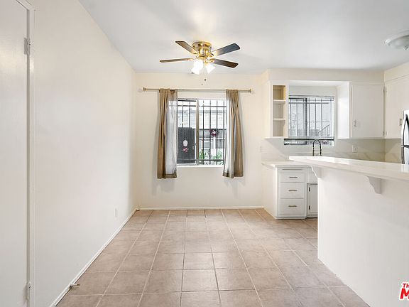 3rd image of 710 N Market St #1