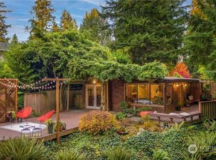 15724 70th Ave W, Edmonds, WA 98026